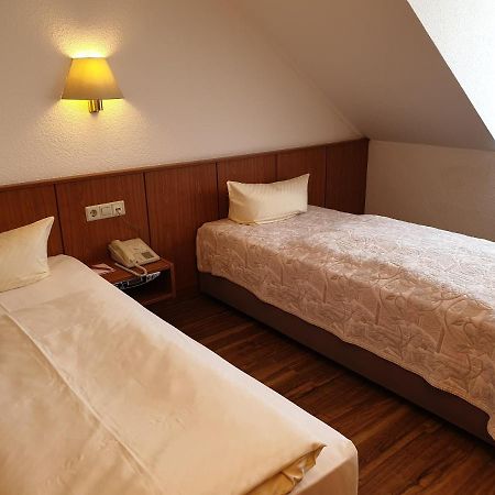 Hotel Weisser Schwan Erfurt Buitenkant foto