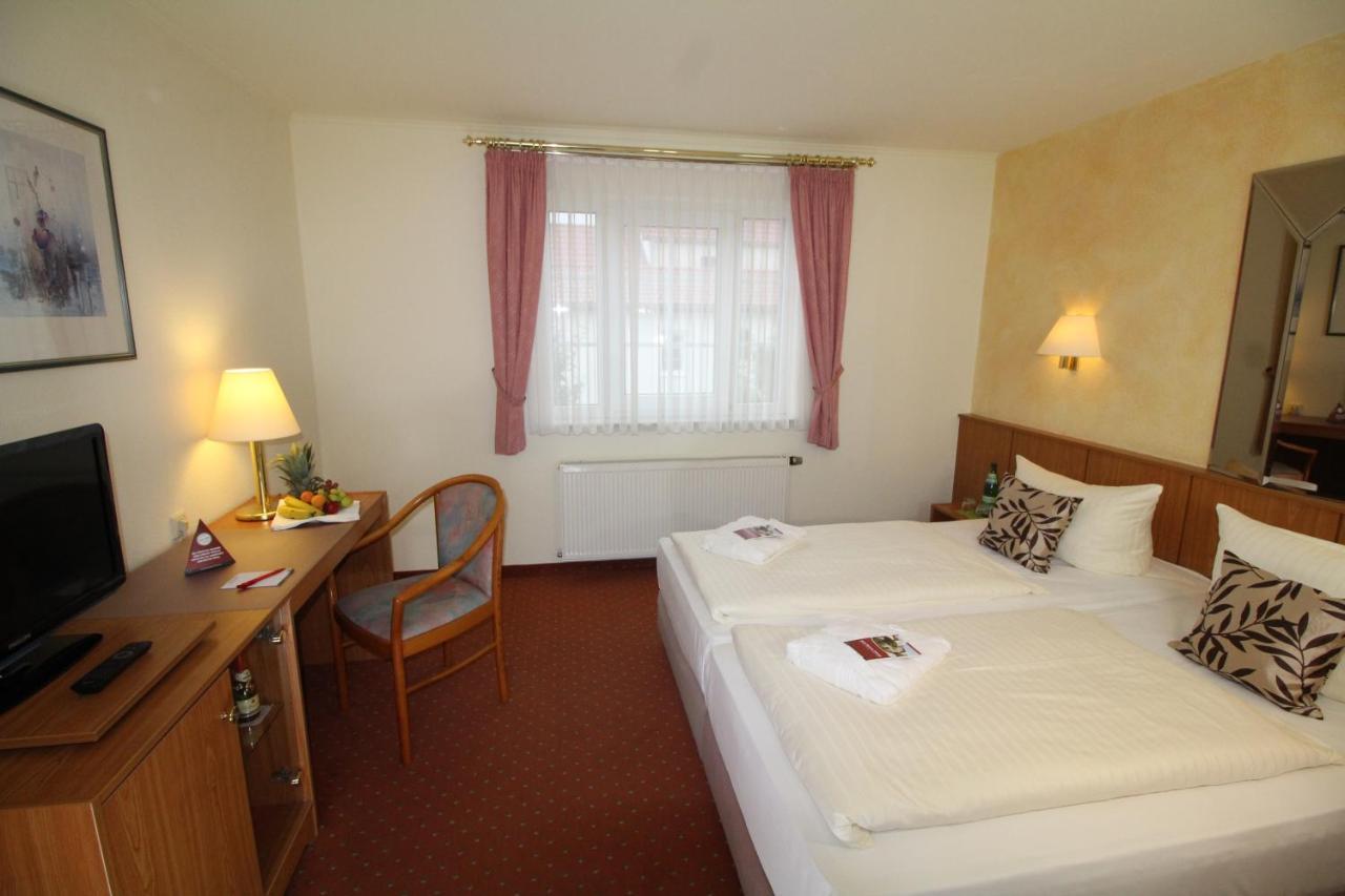 Hotel Weisser Schwan Erfurt Buitenkant foto