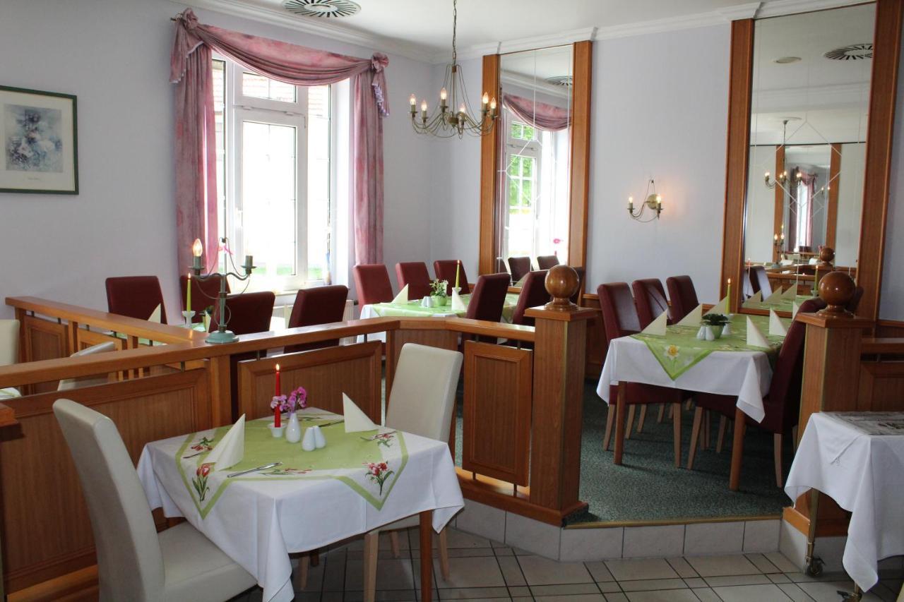Hotel Weisser Schwan Erfurt Buitenkant foto
