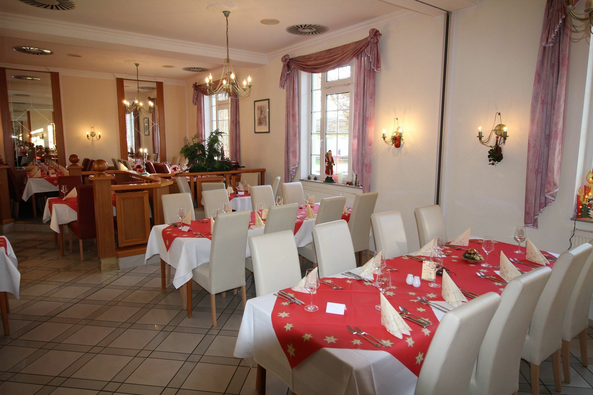 Hotel Weisser Schwan Erfurt Buitenkant foto
